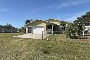 9185 100th Ct, Vero Beach, FL 32967 - Photo 1