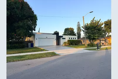 2321 NW 3rd Street #2321, Pompano Beach, FL 33069 - Photo 1