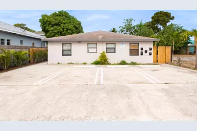 1009 9th Street #5, West Palm Beach, FL 33401 - Photo 1