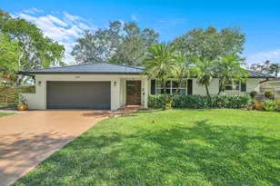 824 N Bel Air Dr, Plantation, FL 33317 - Photo 1