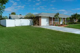 3119 Caribb Wy, Lake Worth, FL 33462 - Photo 1
