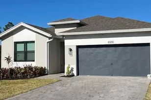 6000 SE Sky Blue Cir, Stuart, FL 34997 - Photo 1