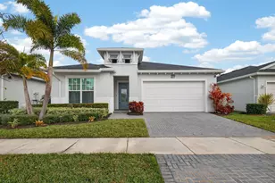607 SE Mulberry Wy, Port Saint Lucie, FL 34984 - Photo 1