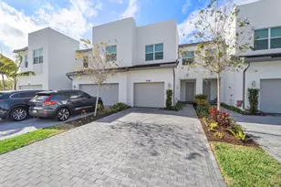 4998 Navali Dr, Lake Worth, FL 33467 - Photo 1