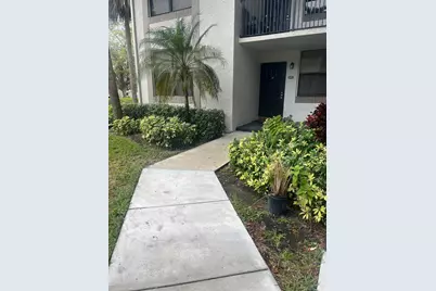 1252 S Military Trl #1411, Deerfield Beach, FL 33442 - Photo 1
