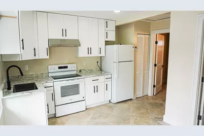 1502 Avenue I #B, Fort Pierce, FL 34950 - Photo 1