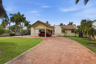 7445 N Augusta Dr, Hialeah, FL 33015 - Photo 1