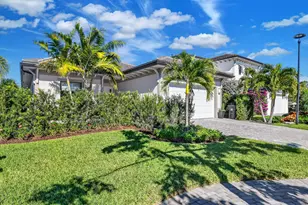 3089 Bellflower Cir, West Palm Beach, FL 33401 - Photo 1