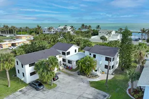 652 Hernando St, Fort Pierce, FL 34949 - Photo 1