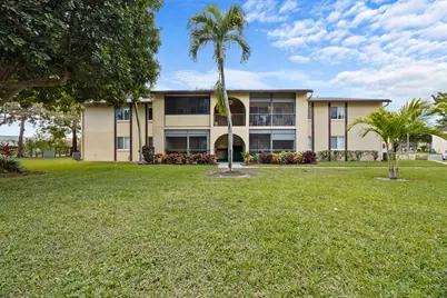 306 Pine Ridge Circle #B-2, Greenacres, FL 33463 - Photo 1