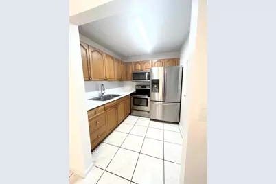 600 Village Green Court #C-110, Palm Springs, FL 33461 - Photo 1