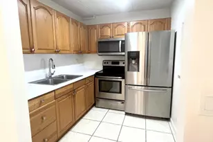 600 Village Green Ct, Palm Springs, FL 33461 - Photo 1