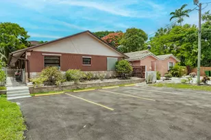 1786 SW 22nd St, Fort Lauderdale, FL 33315 - Photo 1