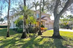 550 Cypress Crossing, Wellington, FL 33414 - Photo 1