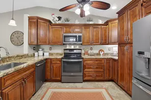 41 Mayfair Ln, Boynton Beach, FL 33426 - Photo 1