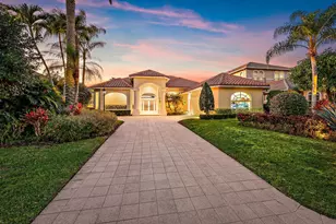 52 Cayman Pl, Palm Beach Gardens, FL 33418 - Photo 1