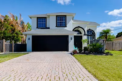 677 NW Marion Avenue, Port Saint Lucie, FL 34983 - Photo 1