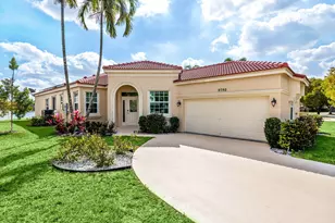 9790 Scribner Ln, Wellington, FL 33414 - Photo 1