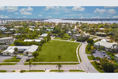 933 & 943 NW Spruce Ridge Drive, Stuart, FL 34994 - Photo 1