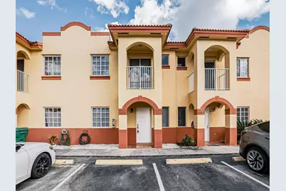 11475 NW 94th Place #3, Hialeah Gardens, FL 33018 - Photo 1