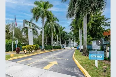 492 NW 165th St Road #C-614, Miami, FL 33169 - Photo 1
