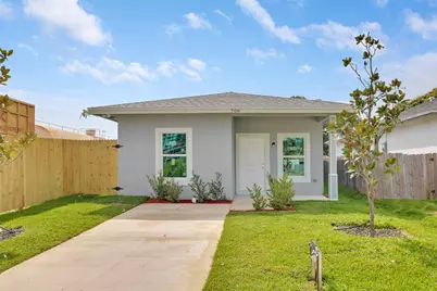 706 21st Street, West Palm Beach, FL 33407 - Photo 1