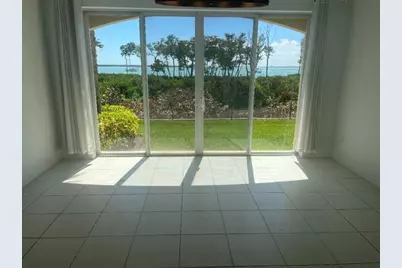 23 Harbor Isle Dr Drive W #104, Fort Pierce, FL 34949 - Photo 1