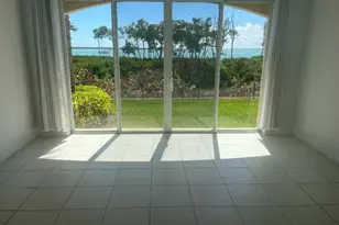 23 Harbor Isle Dr Dr W, Fort Pierce, FL 34949 - Photo 1