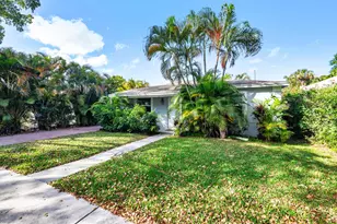 1013 Upland Rd, West Palm Beach, FL 33401 - Photo 1