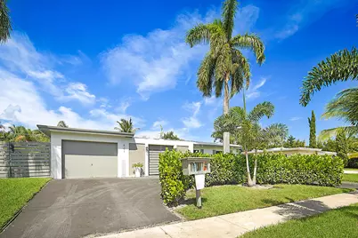 441 NE 24th Street, Boca Raton, FL 33431 - Photo 1