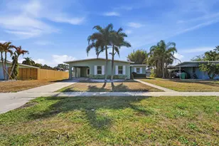 2817 SE Pocatello Rd, Port Saint Lucie, FL 34952 - Photo 1