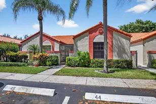 45 Centennial Ct, Deerfield Beach, FL 33442 - Photo 1