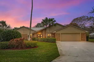 8222 SE Royal St, Hobe Sound, FL 33455 - Photo 1