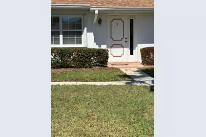 1234 S Lakes End Drive #Apt B, Fort Pierce, FL 34982 - Photo 1
