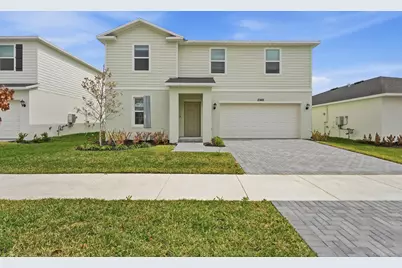 10485 NW Suncrest Loop, Port Saint Lucie, FL 34987 - Photo 1