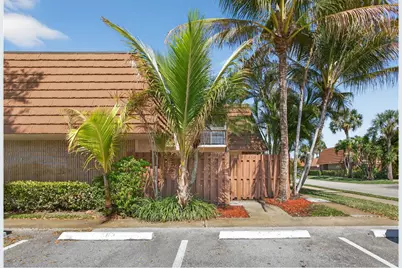 825 Center Street #9a, Jupiter, FL 33458 - Photo 1