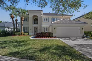 429 Oriole Cir, Jupiter, FL 33458 - Photo 1