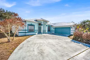 3407 SE Hart Cir, Port Saint Lucie, FL 34984 - Photo 1