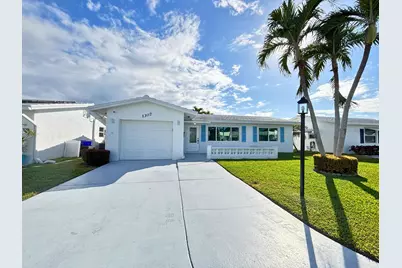 1307 SW 24th Street, Boynton Beach, FL 33426 - Photo 1