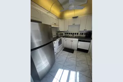 2 Flanders A, Delray Beach, FL 33484 - Photo 1