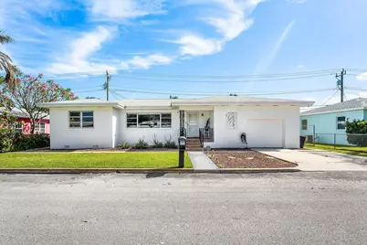 147 E 28th Street E, Riviera Beach, FL 33404 - Photo 1