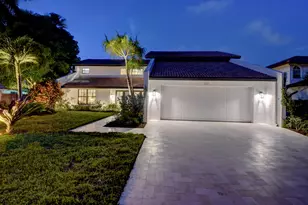 399 SW 15th St, Boca Raton, FL 33432 - Photo 1