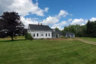 343 W Main St, Searsport, ME 04974 - Photo 30