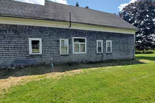 343 W Main St, Searsport, ME 04974 - Photo 18