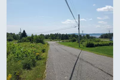 343 W Main Street, Searsport, ME 04974 - Photo 2