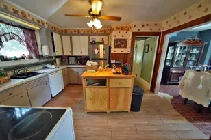 34 Charles St, Houlton, ME 04730 - Photo 20