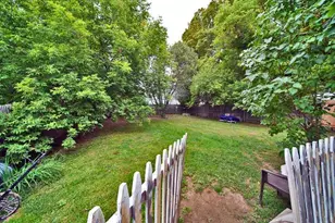 34 Charles St, Houlton, ME 04730 - Photo 4
