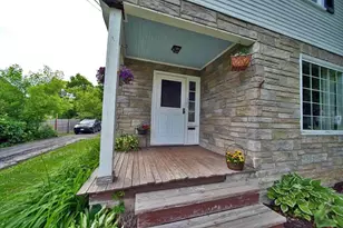 34 Charles St, Houlton, ME 04730 - Photo 10