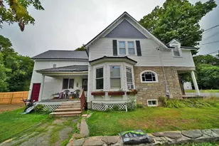 34 Charles St, Houlton, ME 04730 - Photo 2