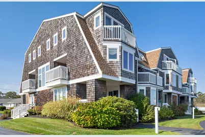 143 Beach Avenue #203, Kennebunk, ME 04043 - Photo 2